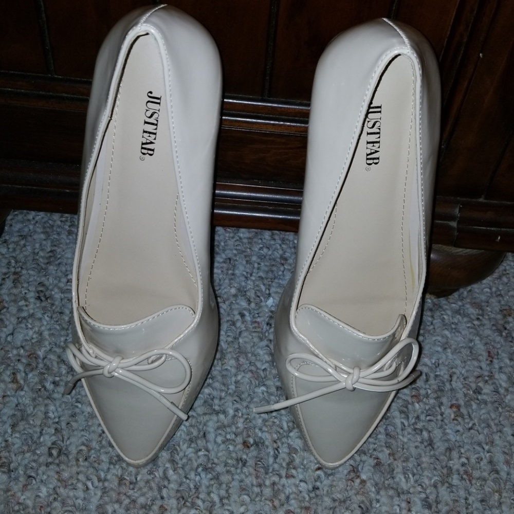 Nude Flat Shoes